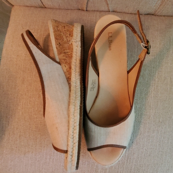 L.L. Bean Wedge Sandals - Picture 1 of 3